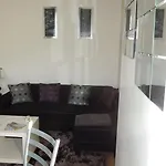 Apartment 3 Pieces