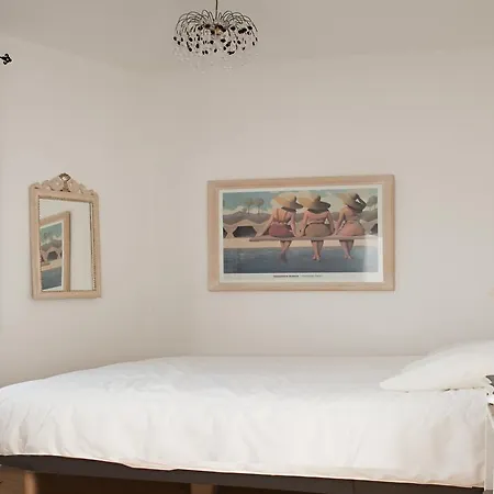 Апартаменты 3 Pieces *