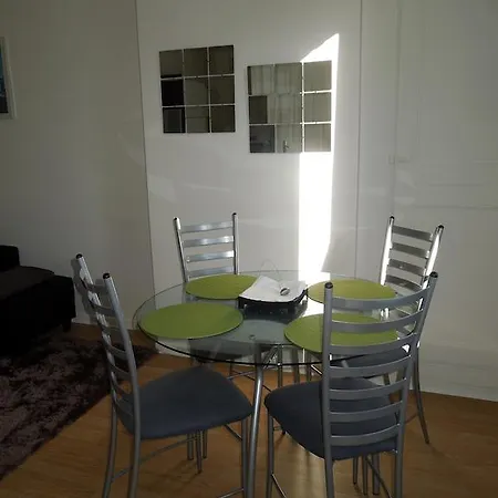 Апартаменты 3 Pieces *